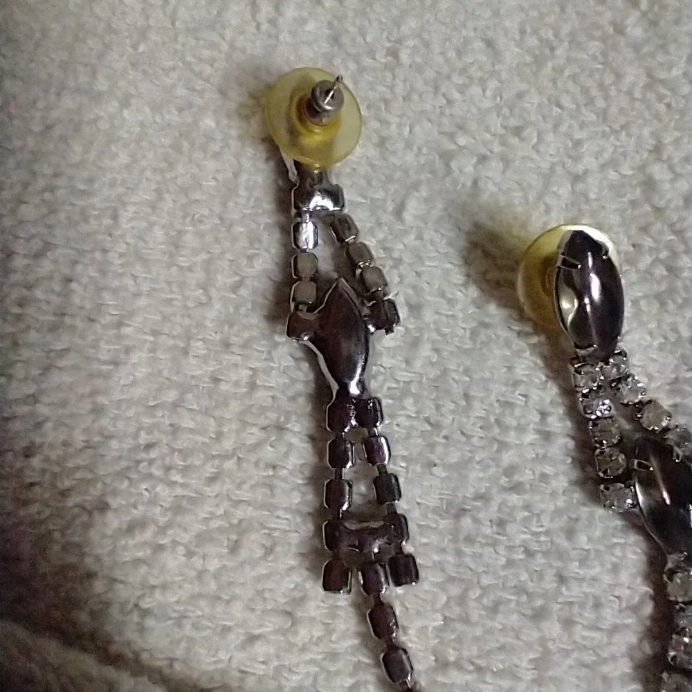 Silvertone dangle rhinestone post earrings